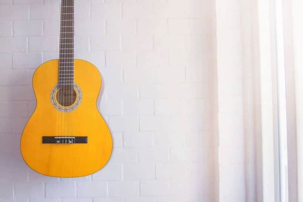 how to hang a guitar on the wall