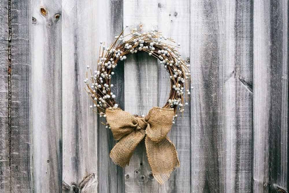 how to make a ruffled burlap wreath
