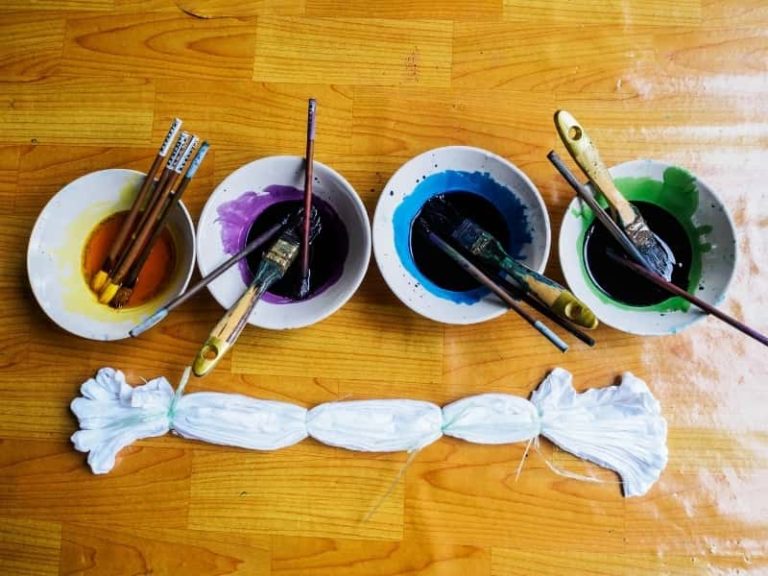 Can You Tie Dye Polyester Cotton Blend? (Explained)