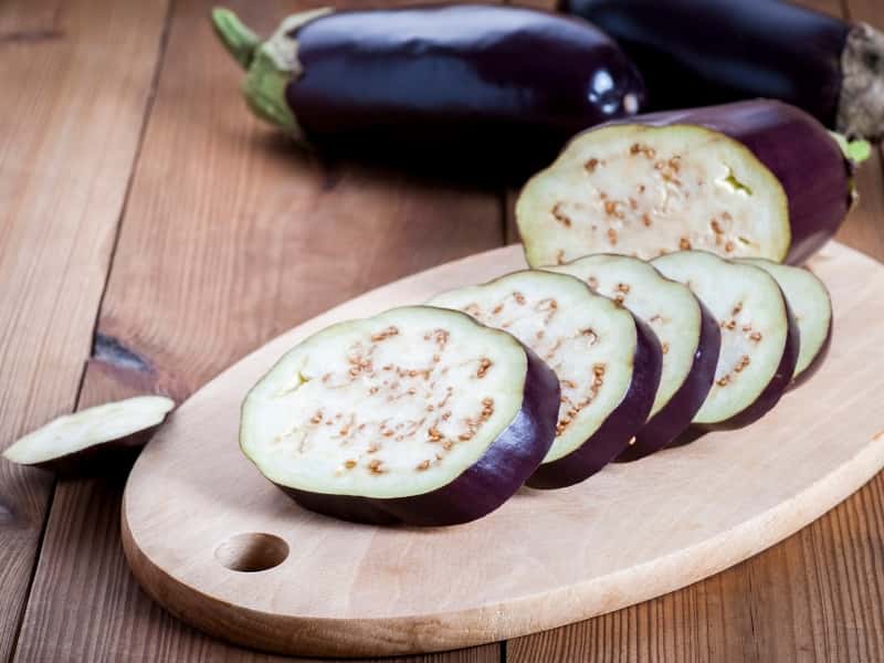 Can You Eat Eggplant Seeds? (Quick Facts) - DIYMelon
