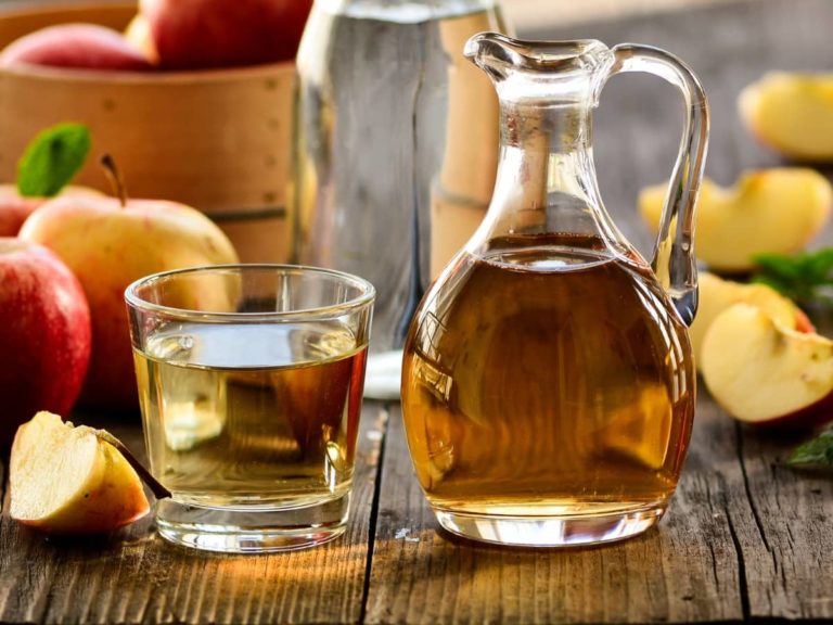Can You Mix Pine-Sol and Vinegar? (Read This First!)
