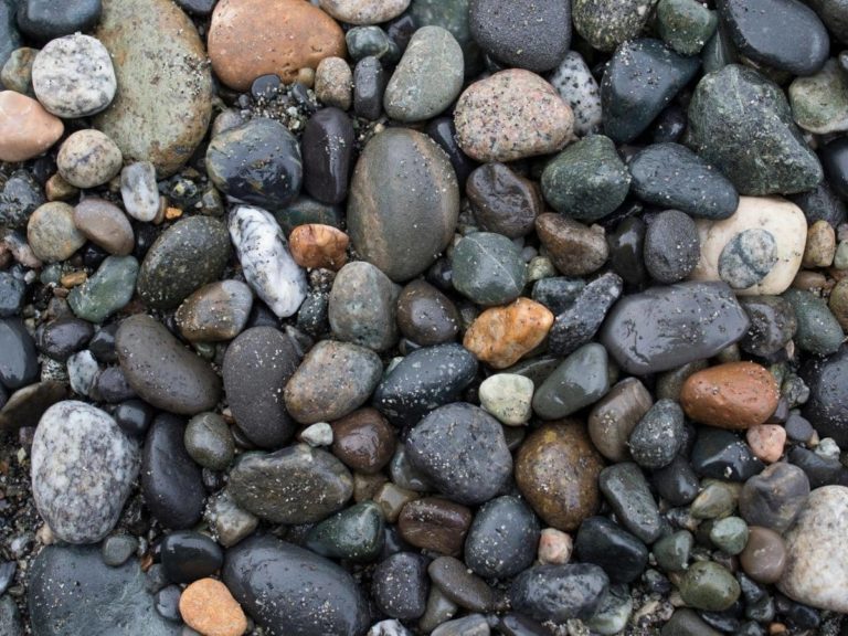 Can You Put River Rock Over Mulch? (Quick Answers)