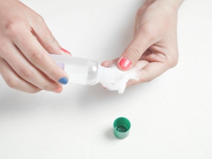 Can Acetone Remove Hair Extensions? (Read This First!)