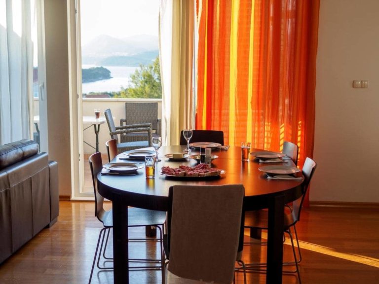 Can You Put a Dining Table in the Living Room? (Answered)