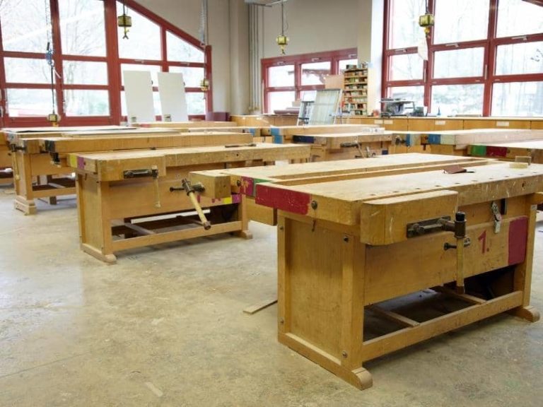 What’s the Ideal Workbench Height? (Explained)