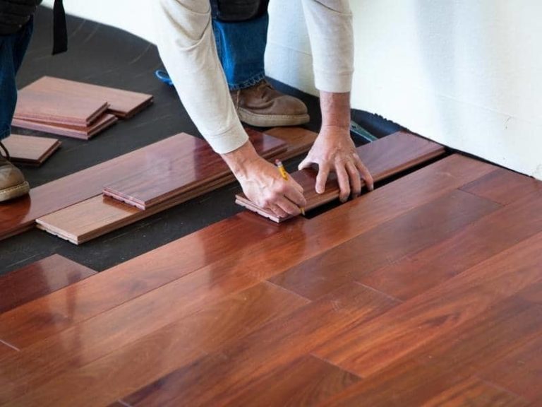 How Much Does Hardwood Flooring Weigh? (Explained)