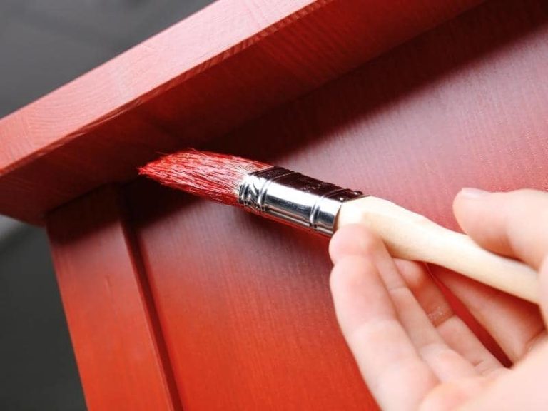 How Long Does Annie Sloan Paint Take to Dry? (Answered)