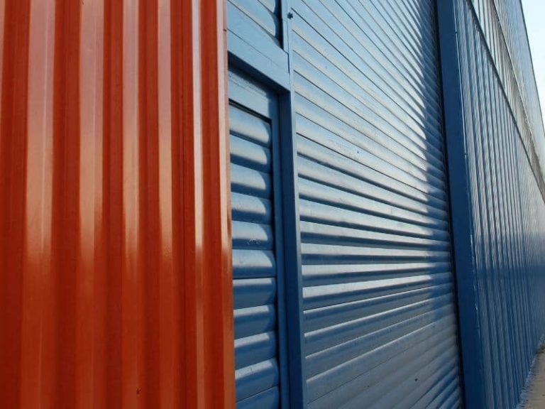 Can You Drill and Screw into Aluminum Siding? (Explained)