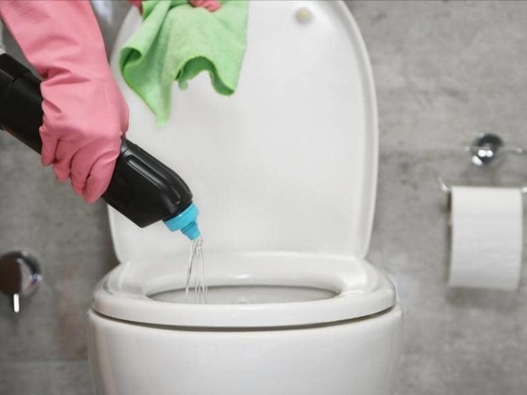 Can You Use Toilet Bowl Cleaner on Grout? (Quick Answers)