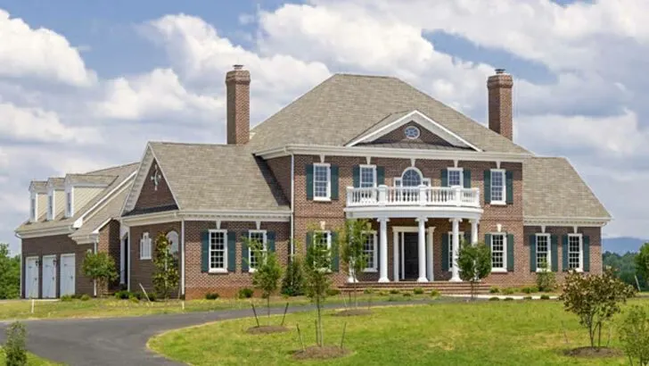 4-Bedroom Double-Story Luxury Mansion with Triple Porch (Floor Plan)