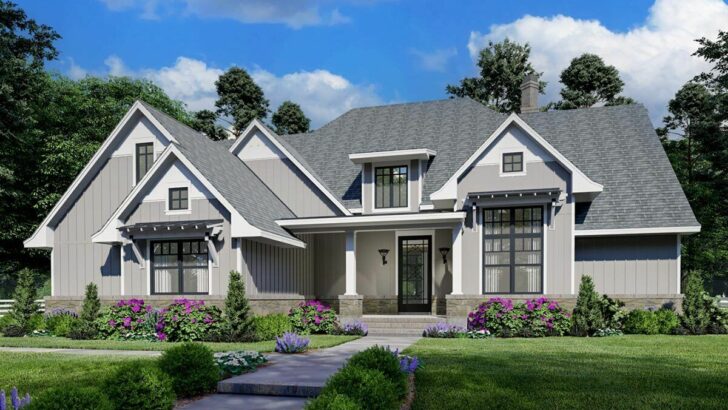 Flexible 2-Story 4-Bedroom New American House with Expansion Over Garage (Floor Plan)