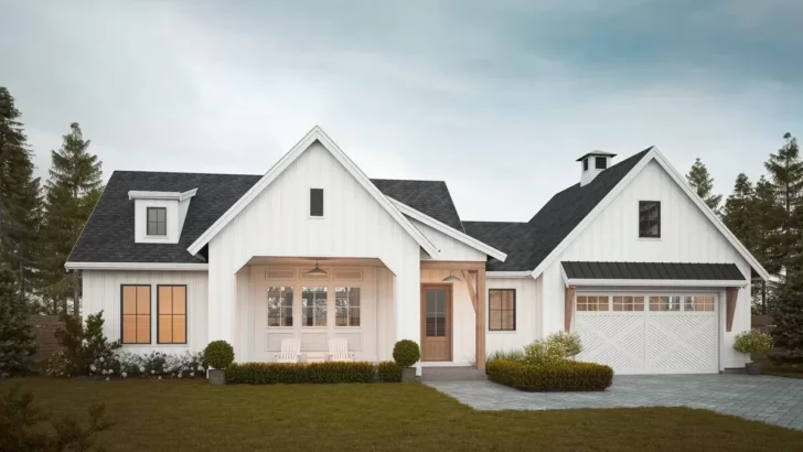 1-Story 3-Bedroom Modern Farmhouse with Dual Deck Outdoor Space and Vaulted Interior (Floor Plan)