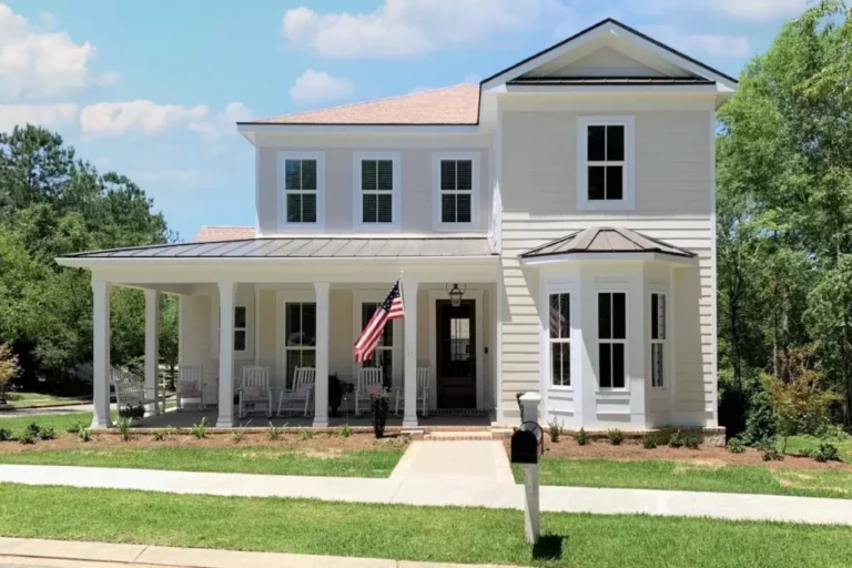 Two-Story 4-Bedroom Southern House with an L-shaped Front Porch (Floor Plan)