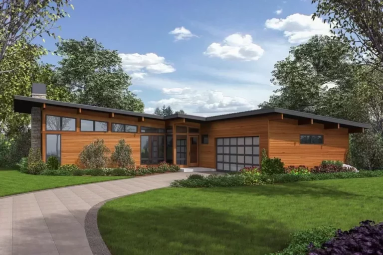3-Bedroom 1-Story Modern House with Backyard Pool Potential (Floor Plan)