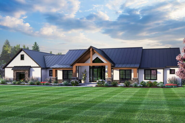 5-Bedroom 1-Story Mountain Ranch House with Rear Views (Floor Plan)