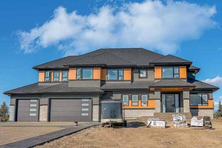 4-Bedroom 2-Story Prairie House with Four-Season Sunroom (Floor Plan)