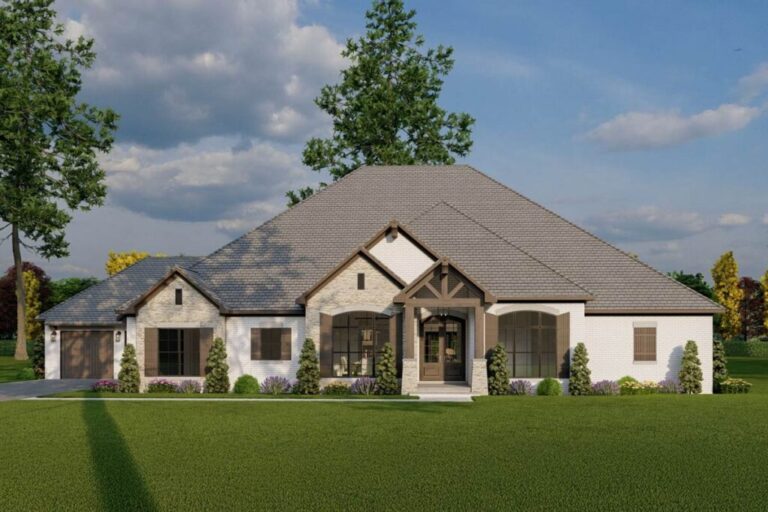5-Bedroom Single-Story House with Vaulted Seasonal Room (Floor Plan)