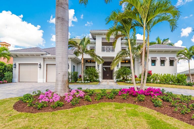 Luxurious 4-Bedroom Single-Story Modern Farmhouse With 2-Car Front Garage & Outdoor Living (Floor Plan)