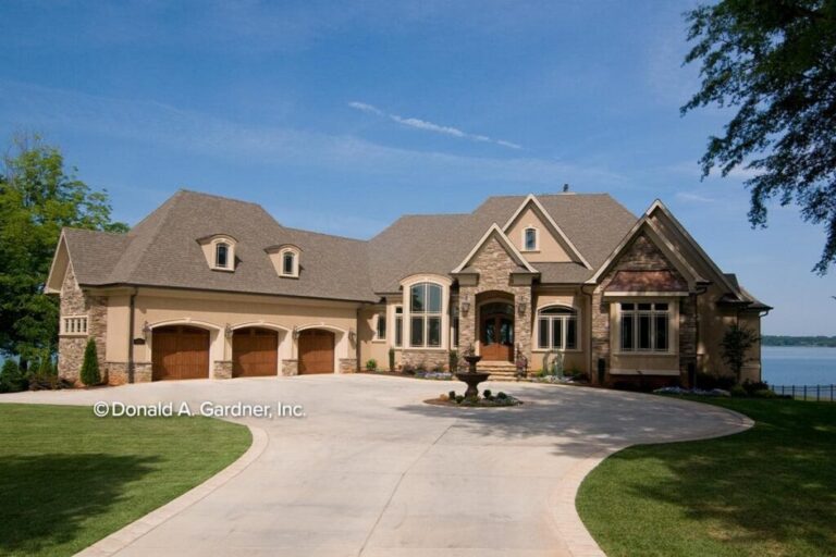 4-Bedroom 2-Story European House with Bonus Room (Floor Plan)