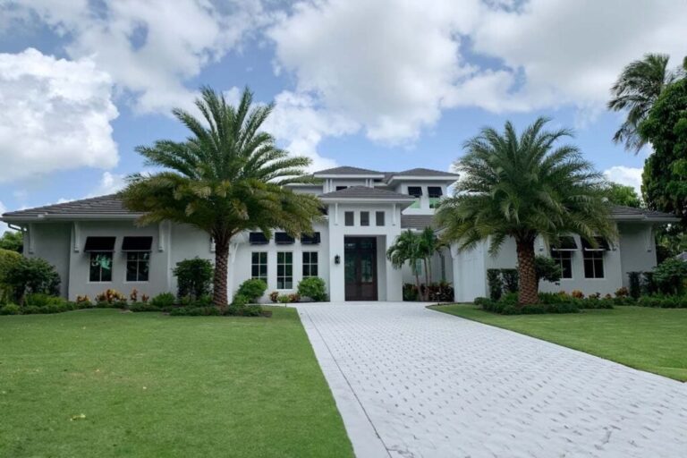 One-Story 5-Bedroom Coastal Contemporary House with Upstairs Rec Room (Floor Plan)