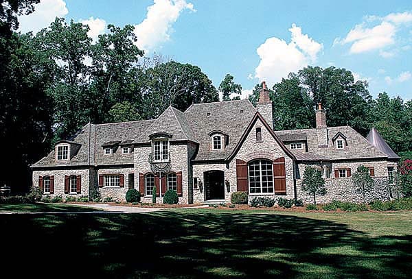 6-Bedroom 2-Story Luxury Modern Farmhouse with 4-Car Side-Entry Garage and Grand Master Suite (Floor Plan)